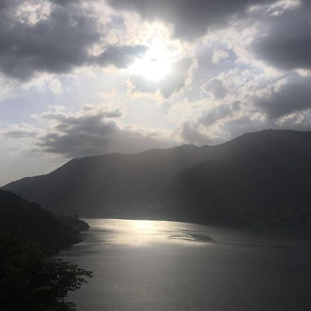 Top Lake View Faggeto Lario ภายนอก รูปภาพ